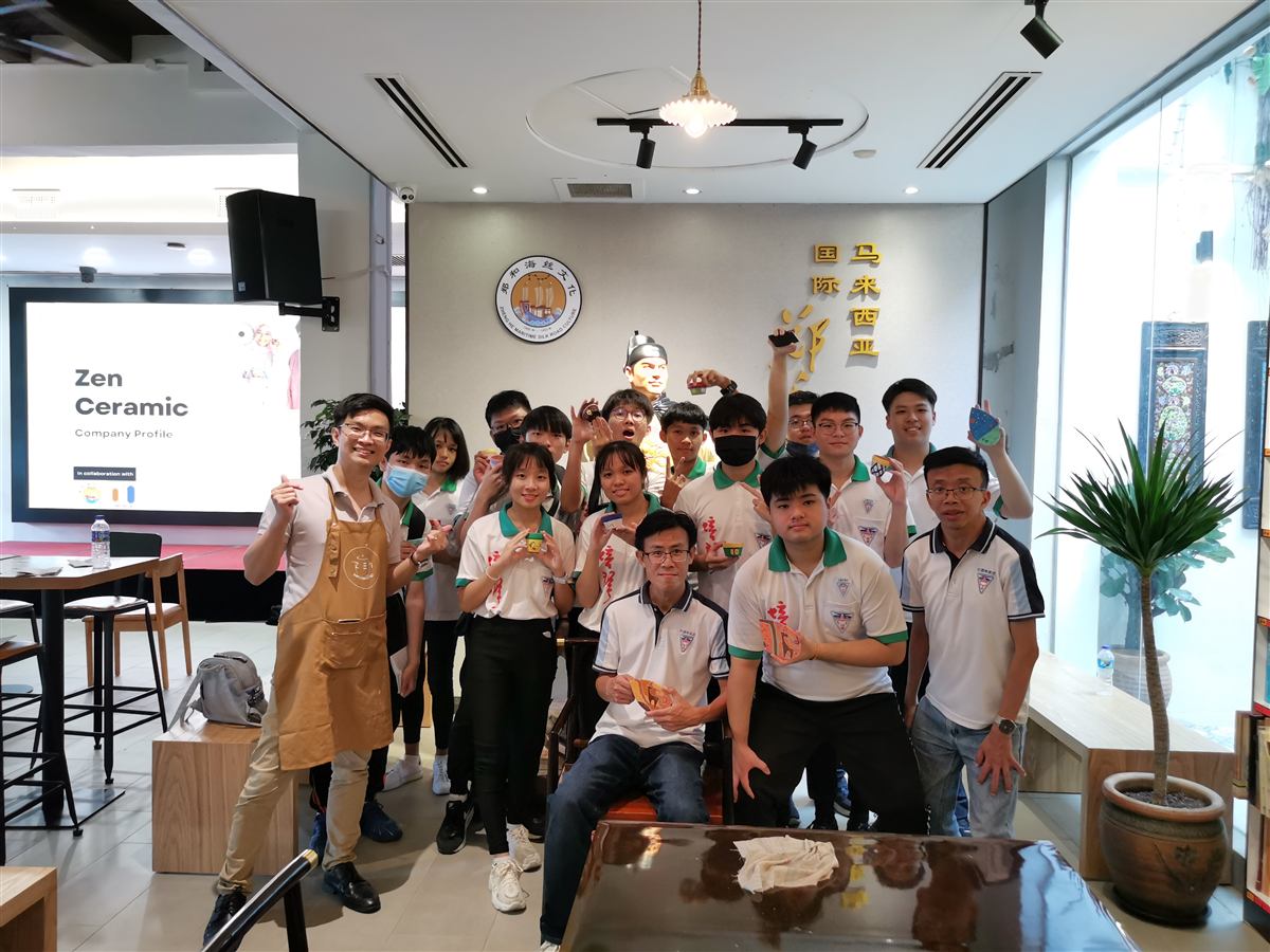 Zen Ceramic Malaysia wheel classes - pottery class image